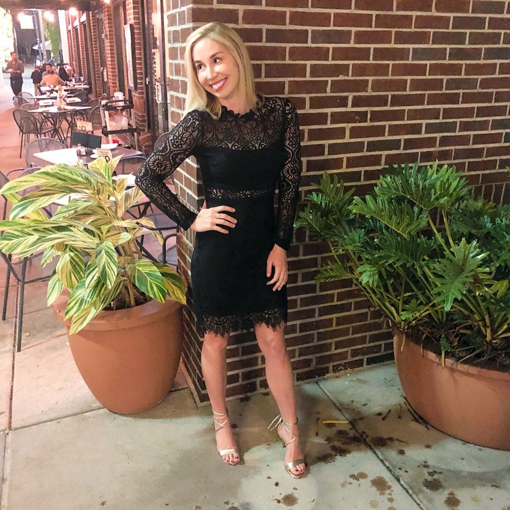 Lulus Women's Black Appetite For Seduction Long Sleeve Lace Dress Size XS